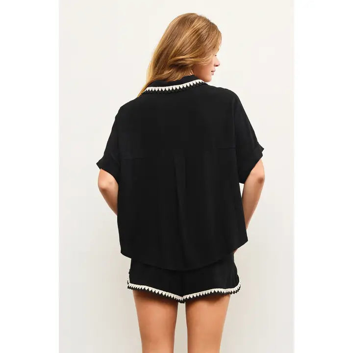Embroidered Line Detail Short Sleeve Button Down Shirt