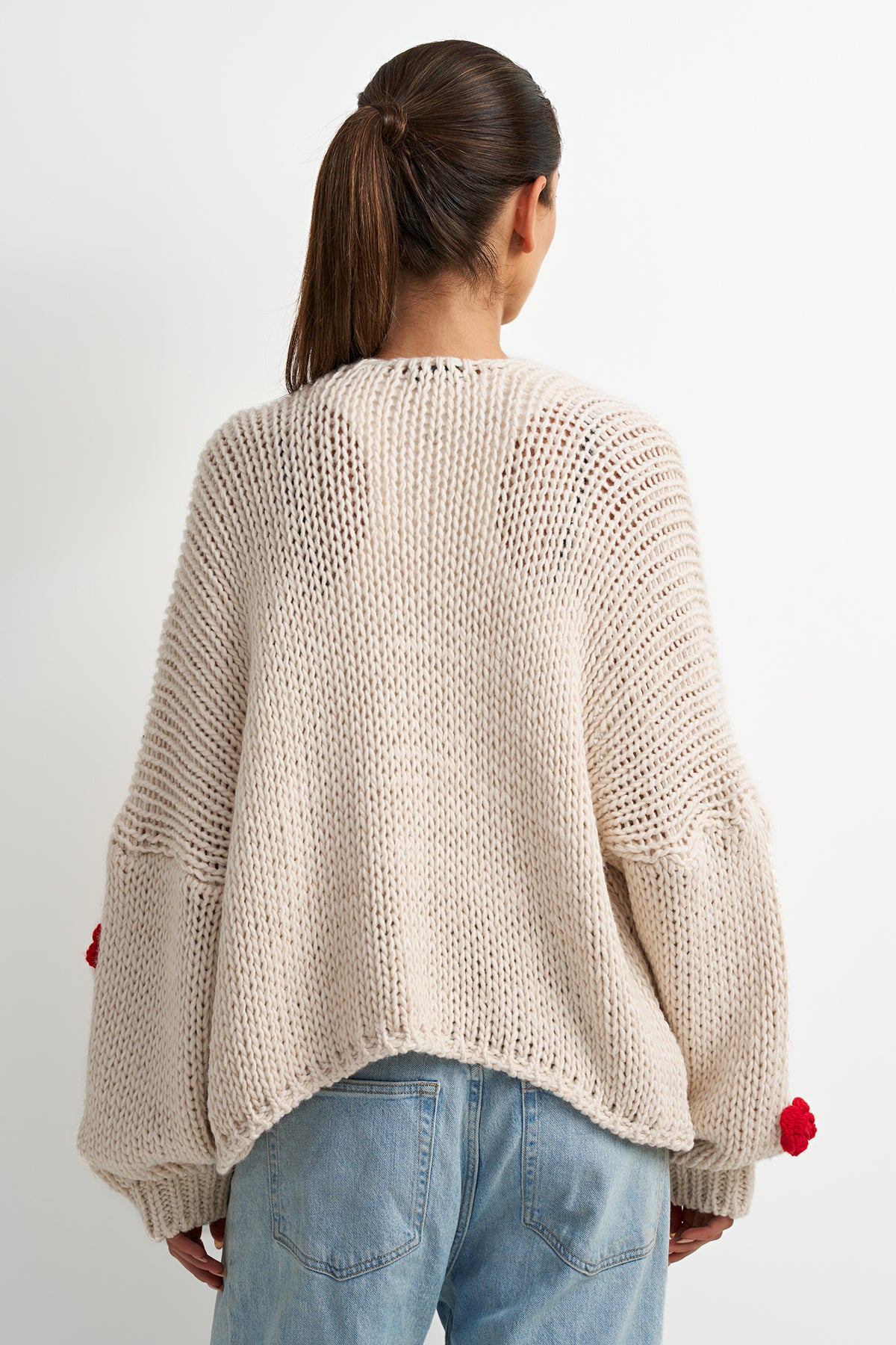 MILA CARDI