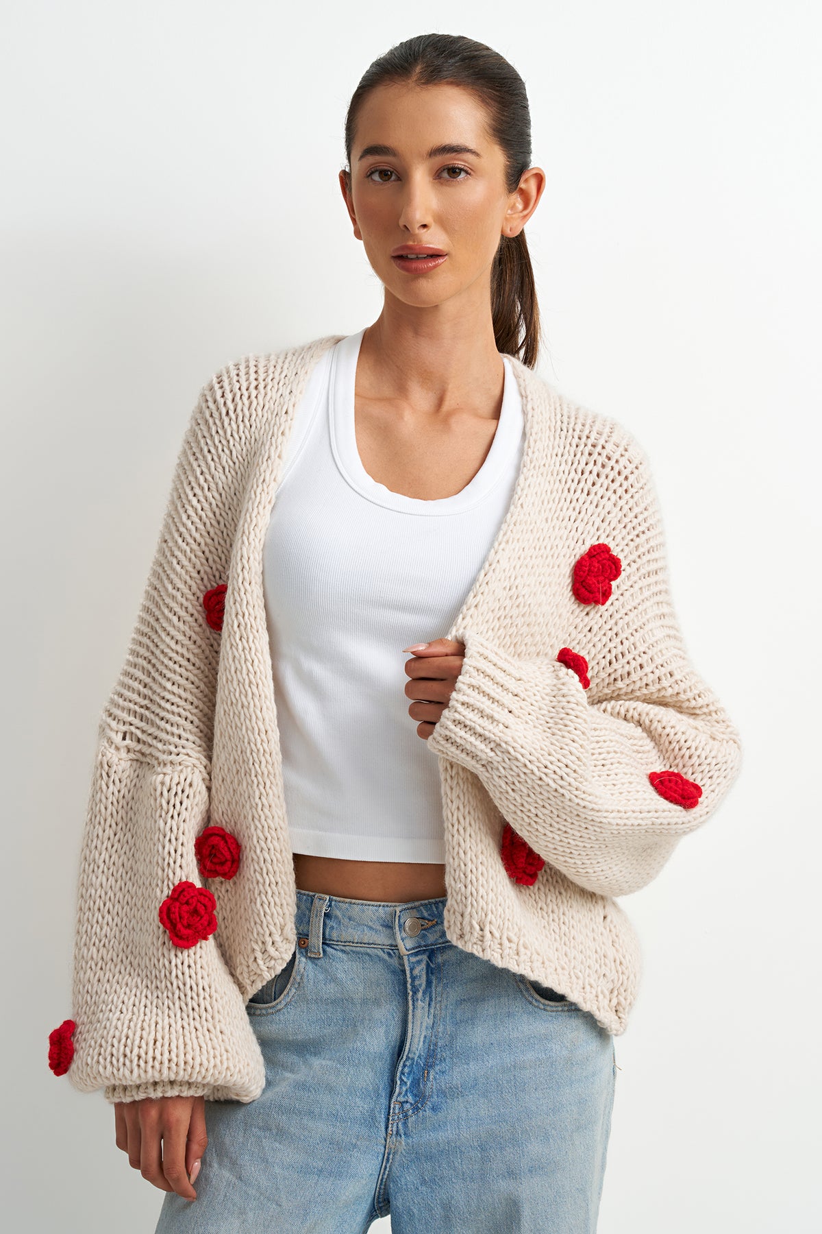 MILA CARDI