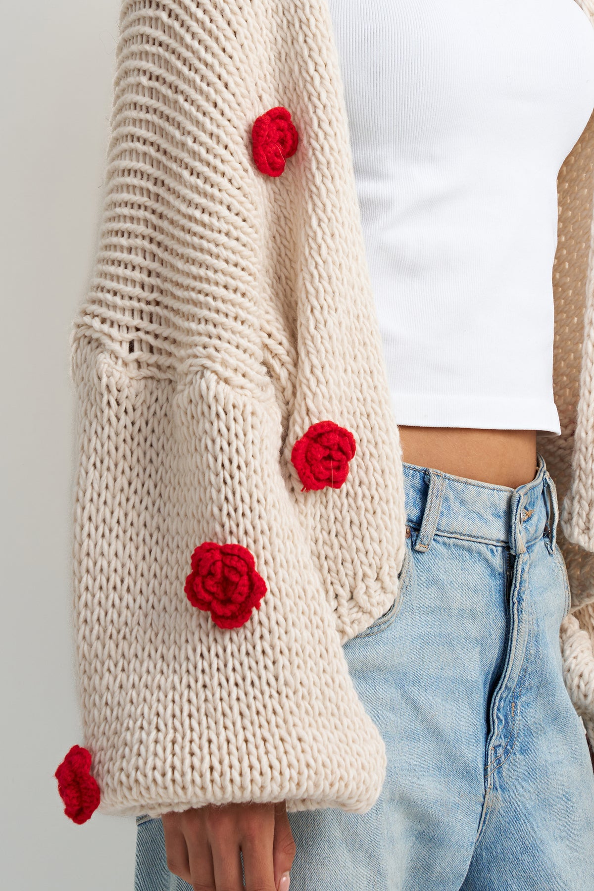 MILA CARDI