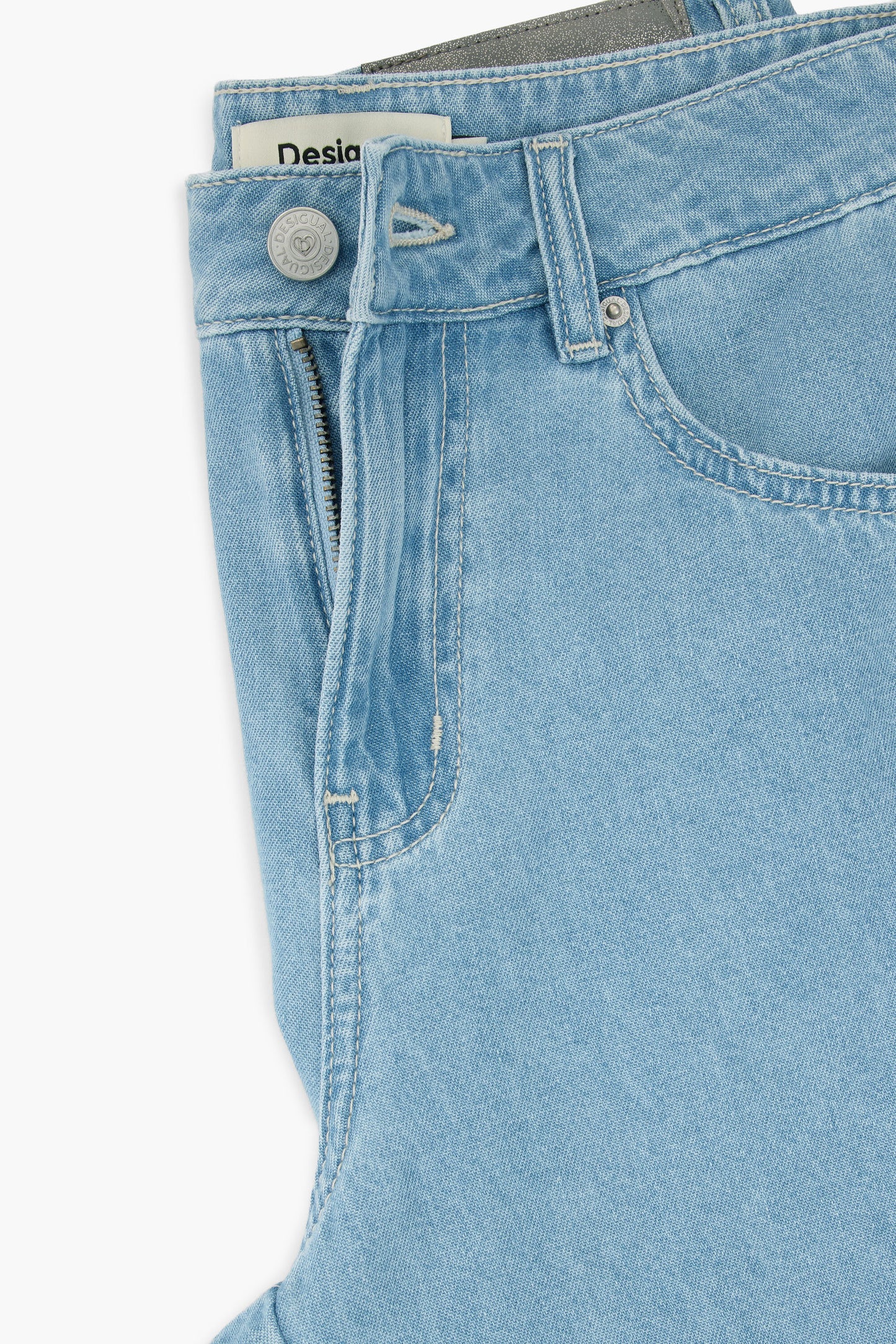 Embroidered denim bermuda