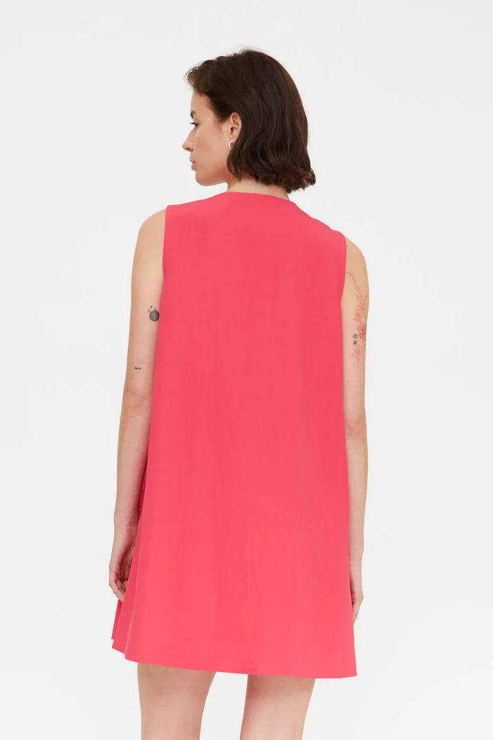Short fuchsia dress with multicolored buttons