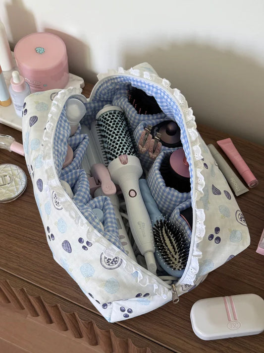 Blueberries & Hydrangeas Haircare Pouch