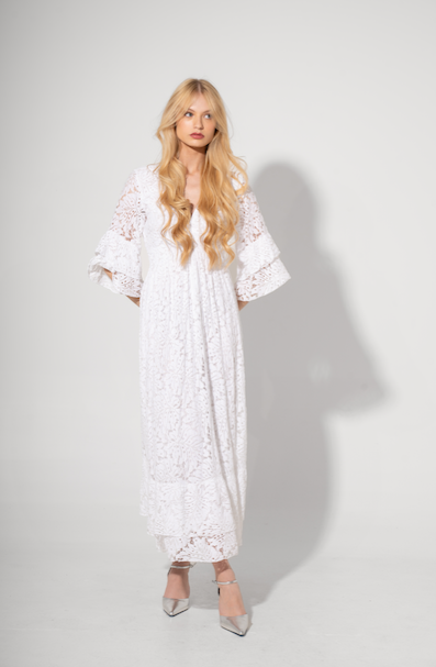 Famous Maxi