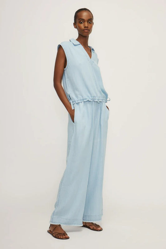 Azalea Pant in Bleached blue