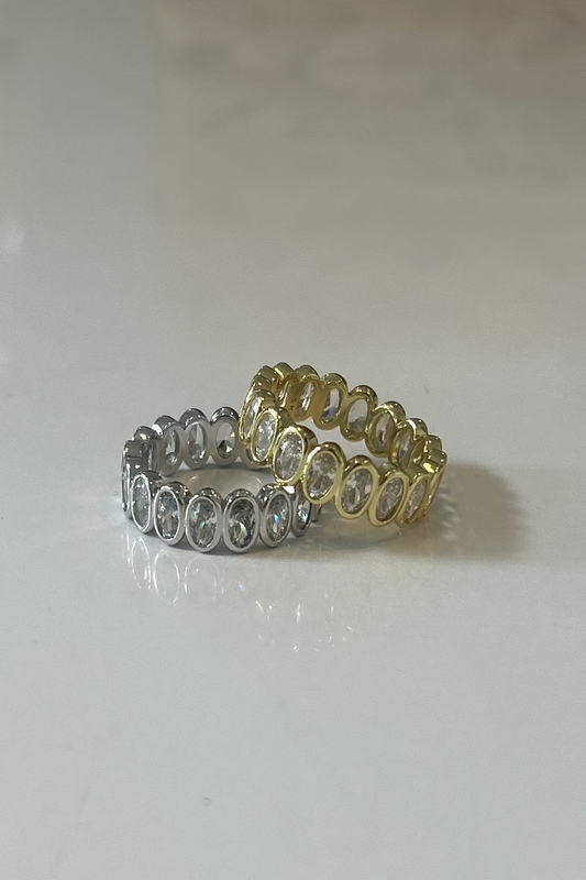 Clear Oval Diamonds Ring